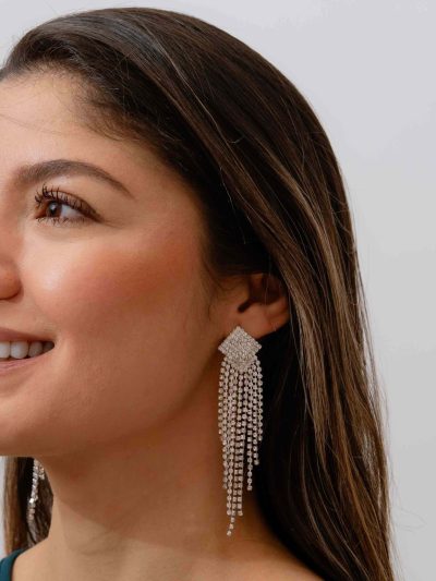 ARETES LARGOS CON BRILLANTES