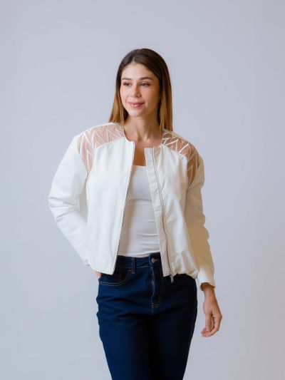 CHAQUETA CON BORDADO