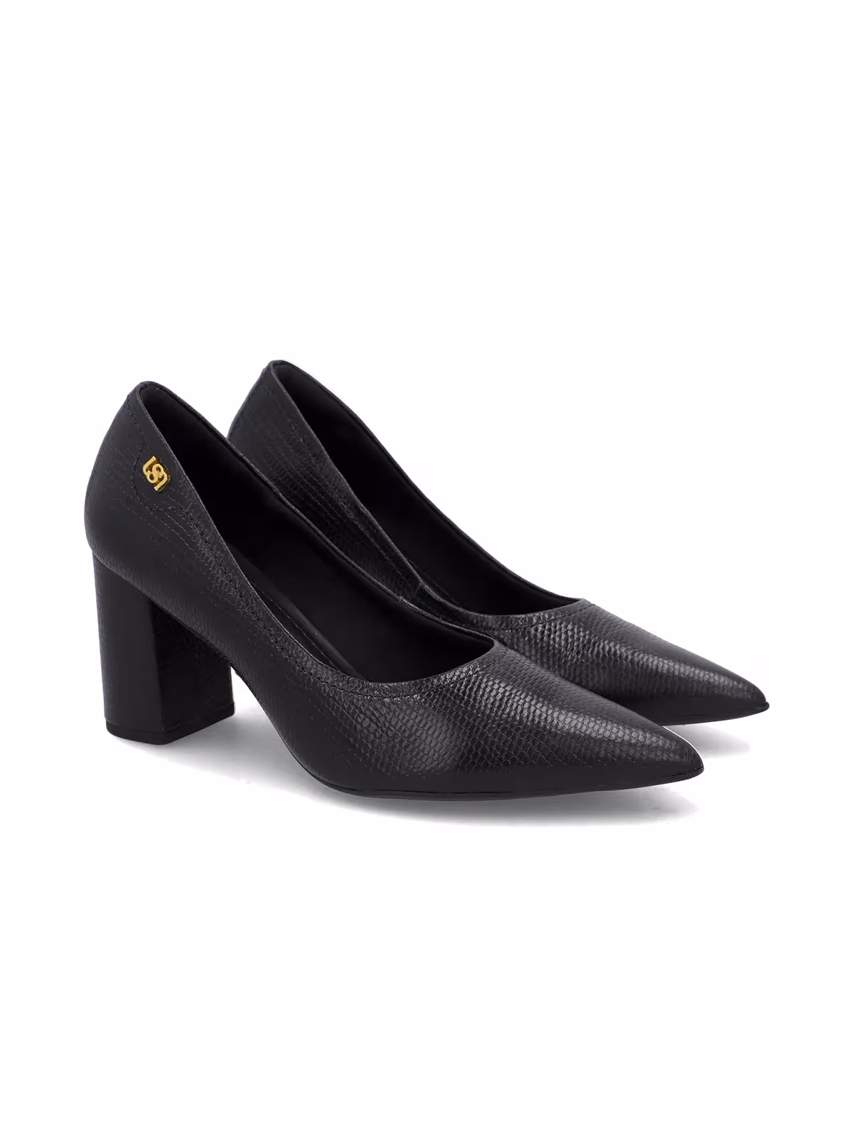 SCARPIN EM COURO