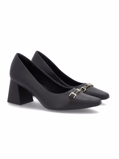 SCARPIN EM COURO