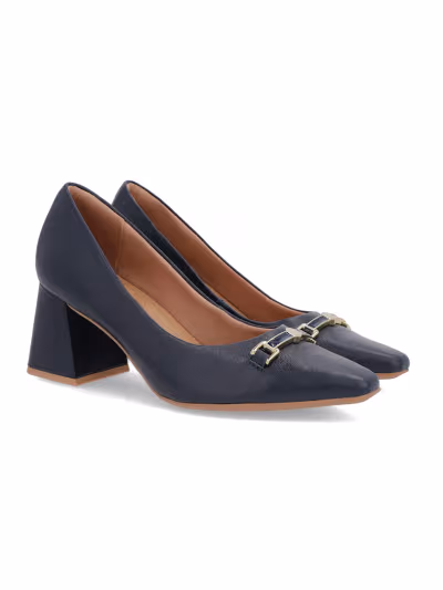 SCARPIN EM COURO