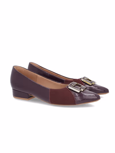 SCARPIN EM COURO